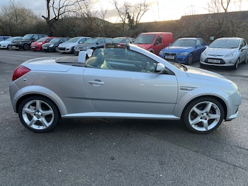 Used Vauxhall Tigra 2007 for sale - 77022985: Photo