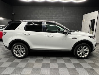 Used Land Rover Discovery Sport 2016 for sale - 78541939: Photo