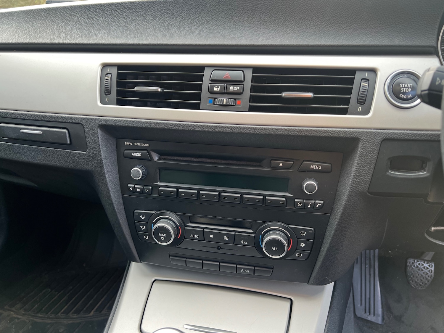 Used BMW 3 Series 2011 for sale - 76972111: Photo 12