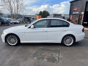 Used BMW 3 Series 2011 for sale - 76972111: Photo