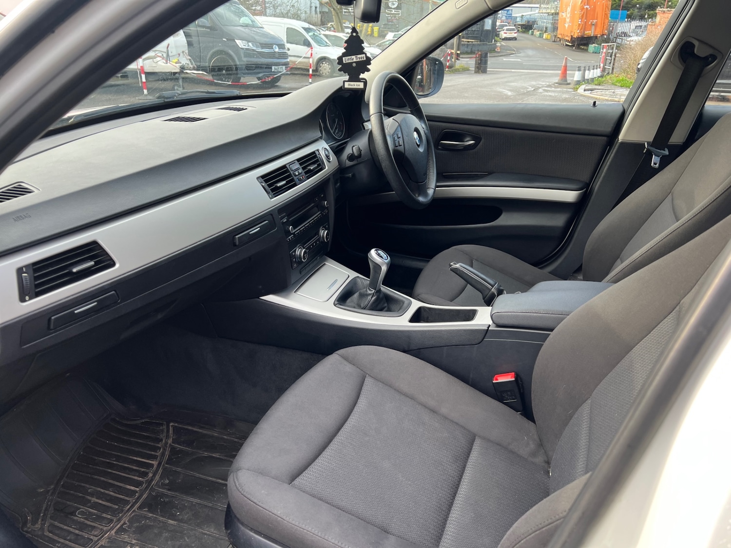 Used BMW 3 Series 2011 for sale - 76972111: Photo 9