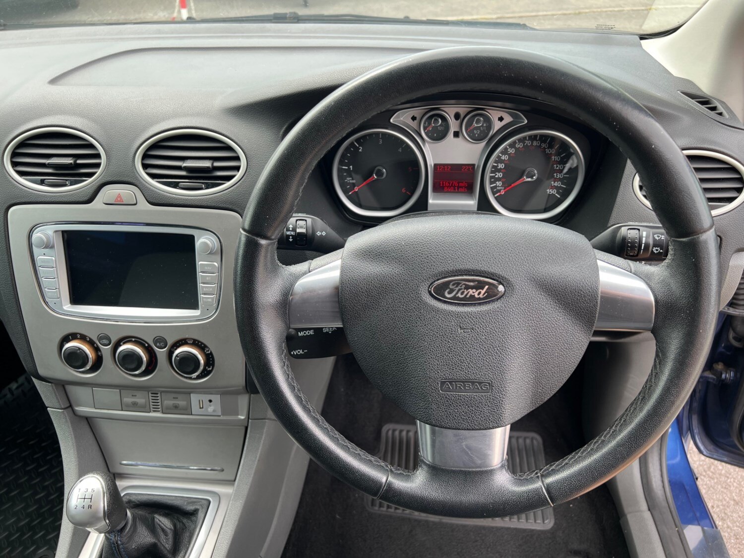 Ford Focus 2010 (59) - 1.6 TDCi Zetec 5dr [110] [DPF] - Image 12