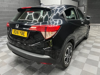 Used Honda HR-V 2016 for sale - 79444630: Photo