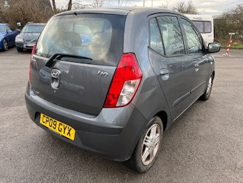 Used Hyundai i10 2009 for sale - 77640417: Photo