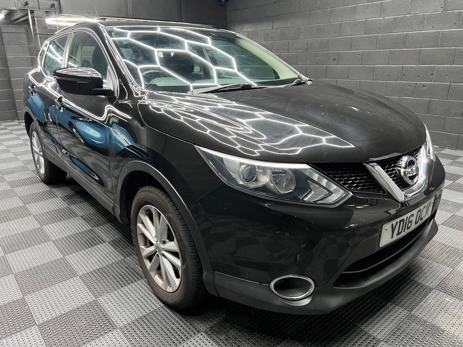 Used Nissan Qashqai 2016 for sale - 76614808: Photo 1