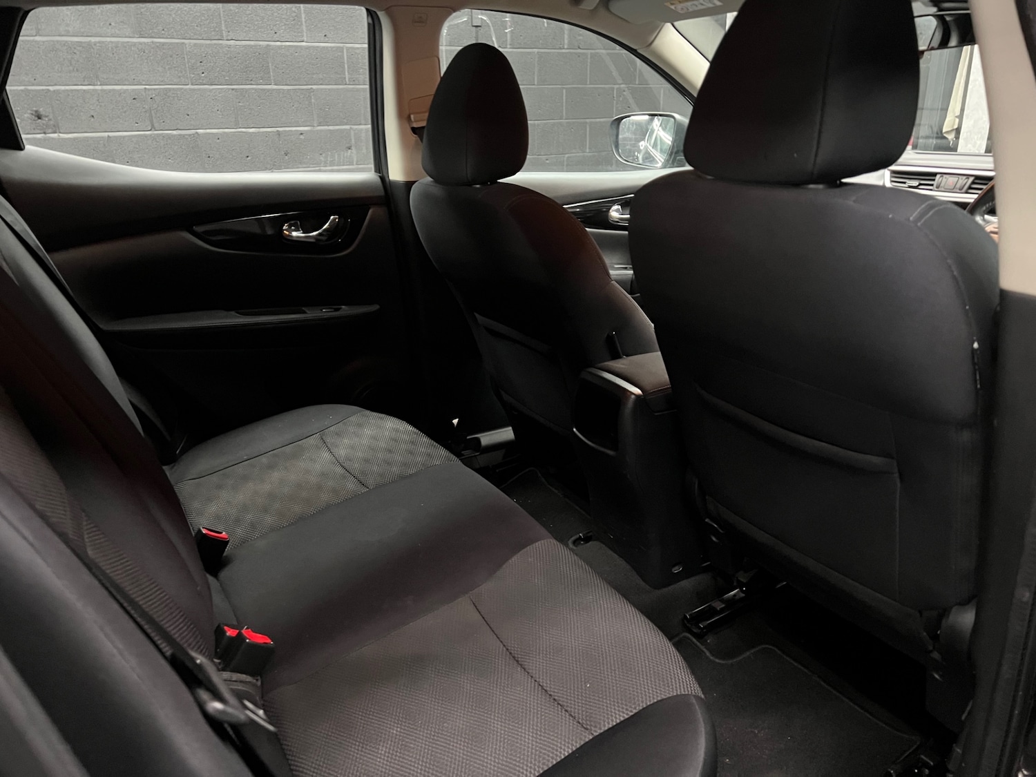 Used Nissan Qashqai 2016 for sale - 76614808: Photo 14