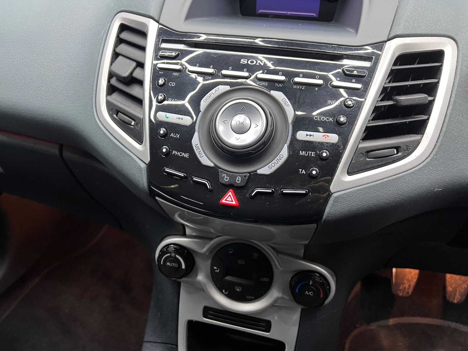 Used Ford Fiesta 2011 for sale - 77662157: Photo 13