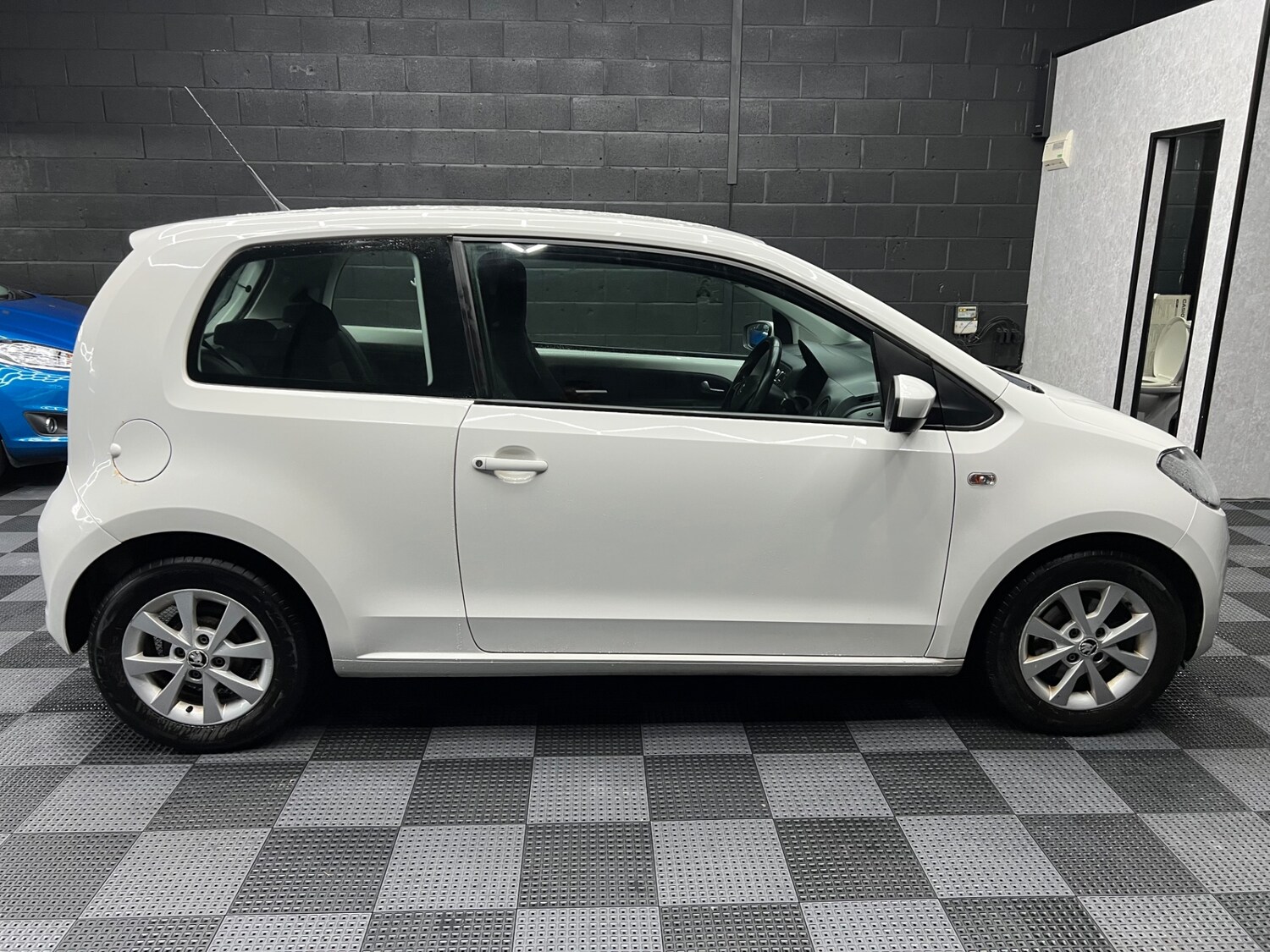 Used Skoda Citigo 2013 for sale - 76554364: Photo 2