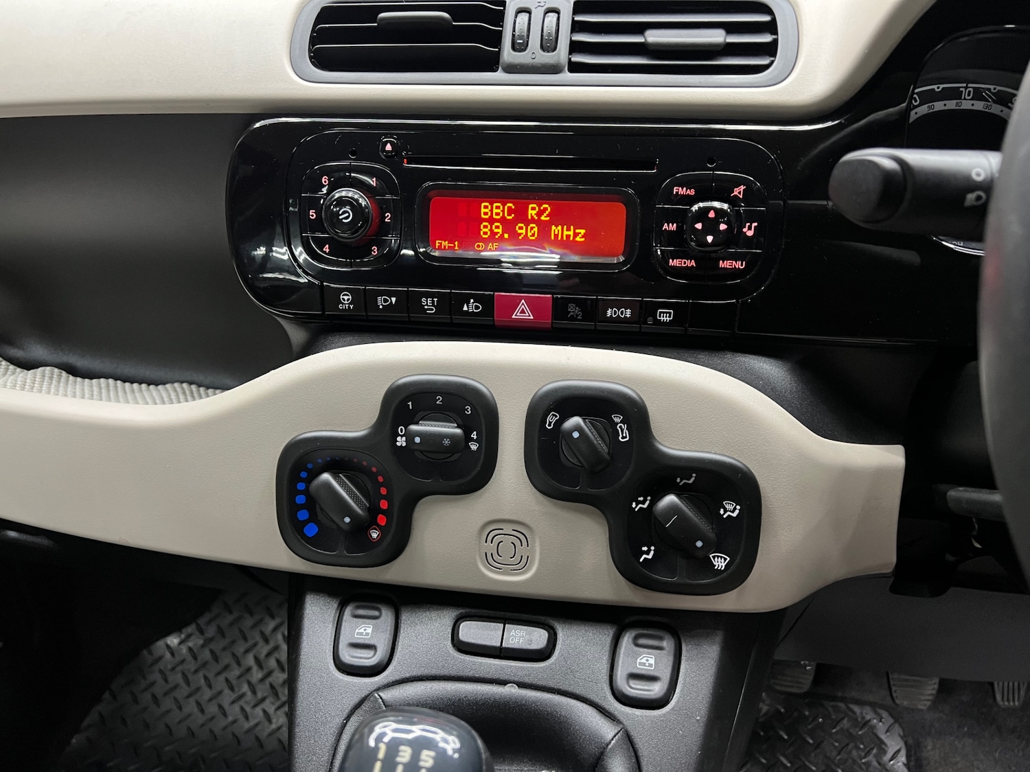 Used Fiat Panda 2015 for sale - 76505035: Photo 12