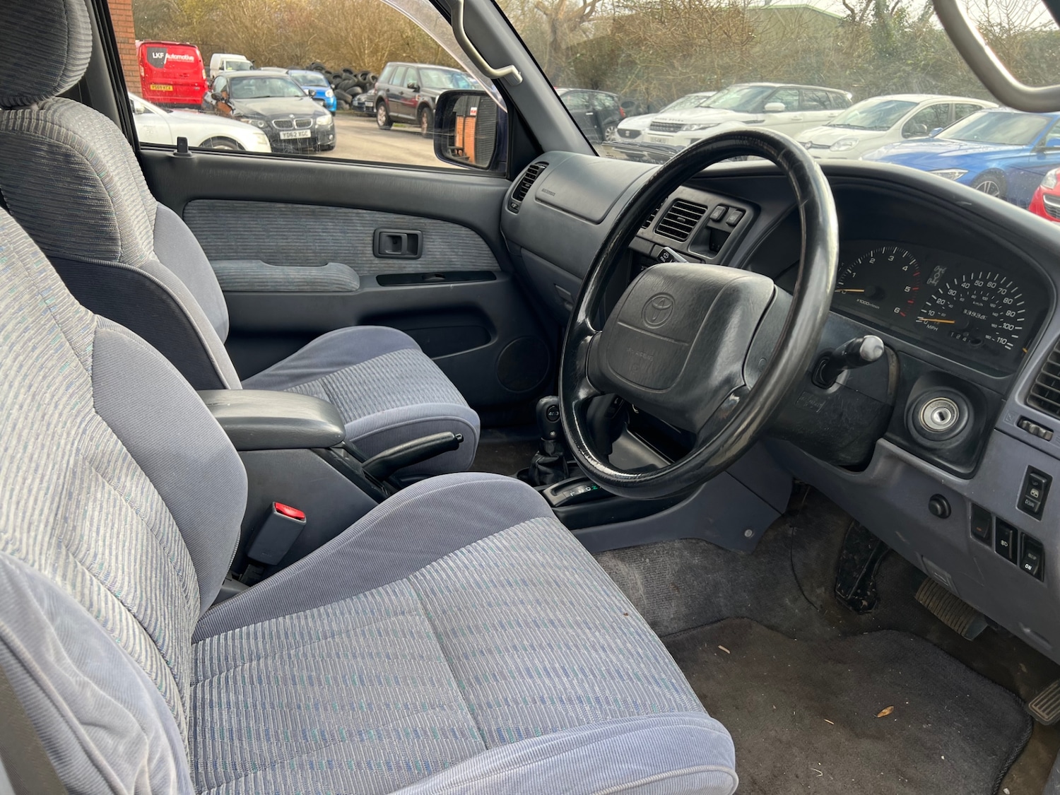 Used Toyota Hilux 2006 for sale - 77530208: Photo 9