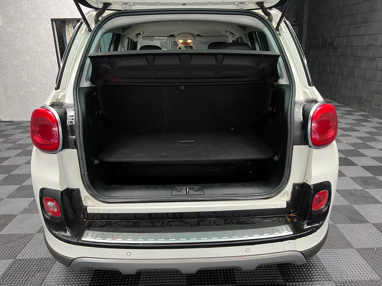 Used Fiat 500L 2013 for sale - 76982641: Photo 15