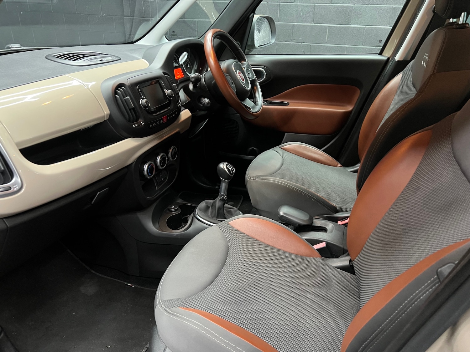 Used Fiat 500L 2014 for sale - 77149500: Photo 10