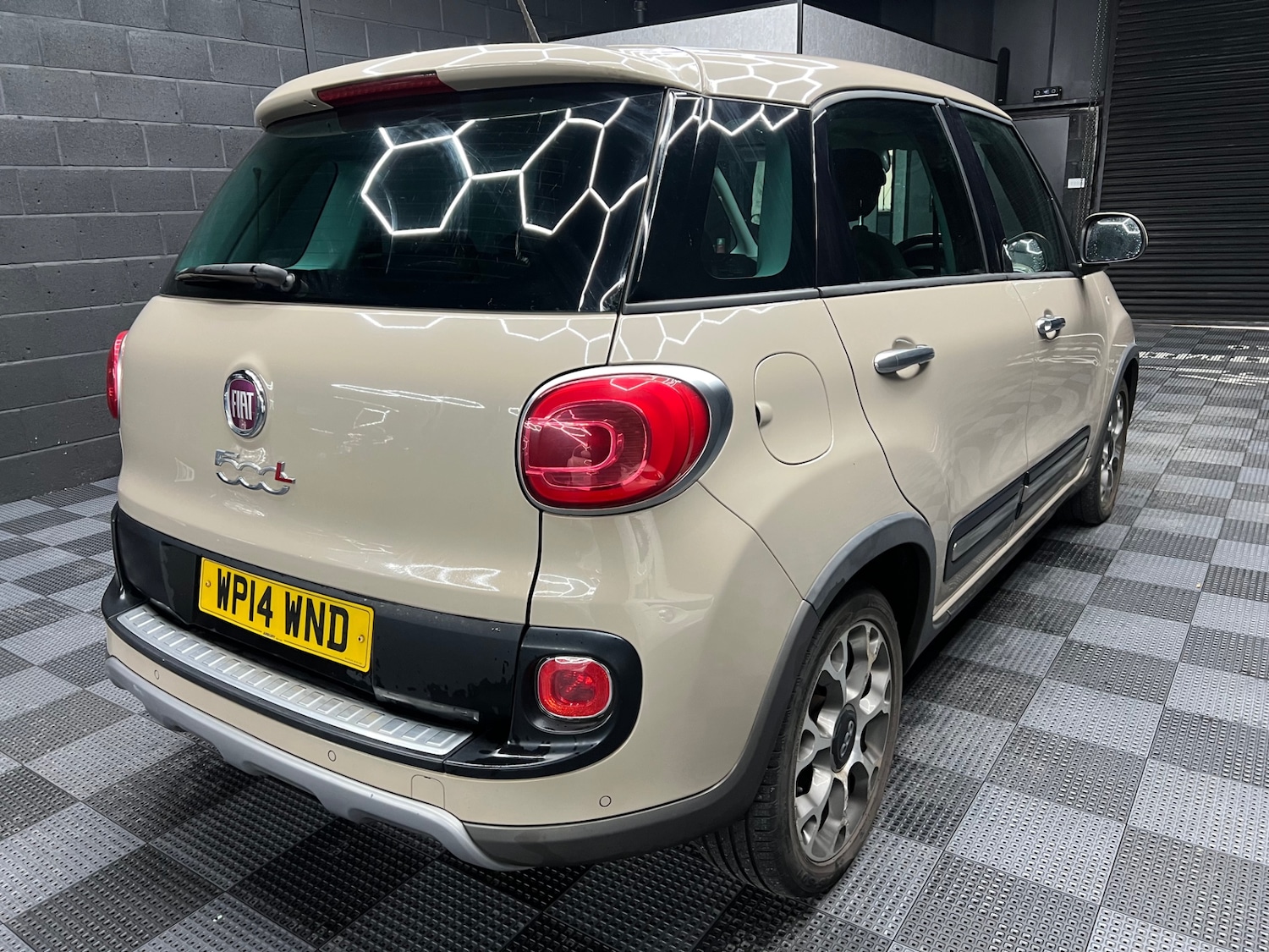 Used Fiat 500L 2014 for sale - 77149500: Photo 3