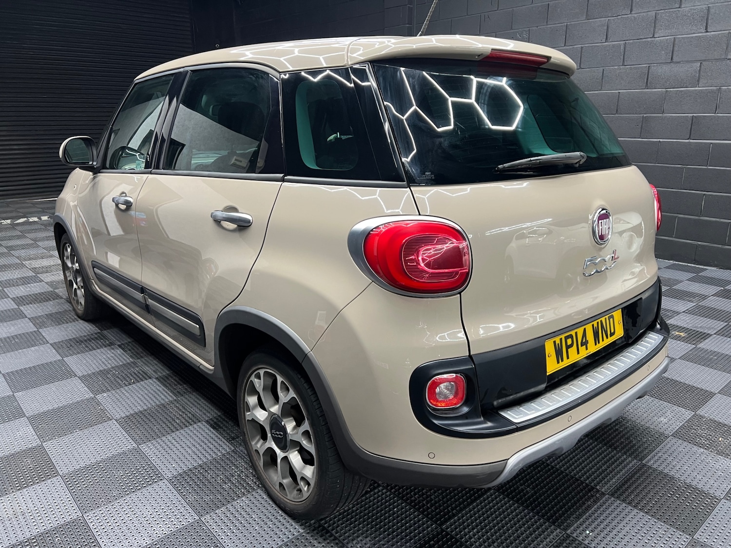 Used Fiat 500L 2014 for sale - 77149500: Photo 5
