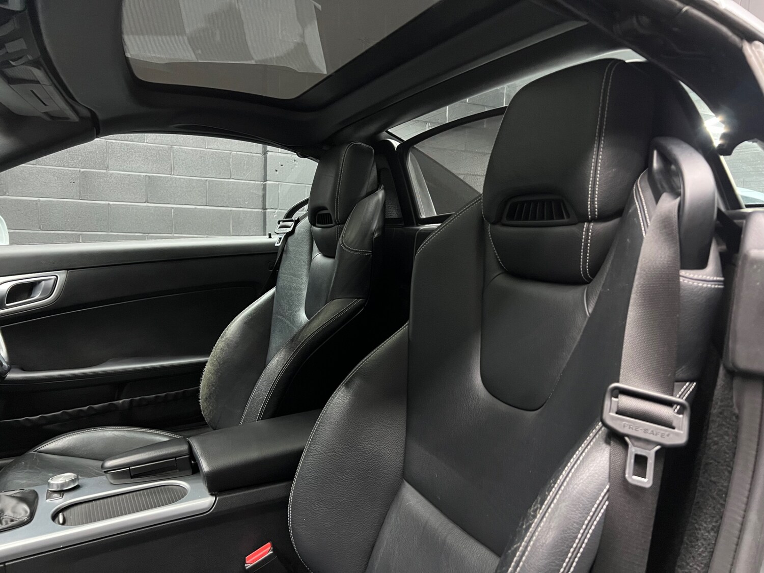 Used Mercedes-Benz SLK 2015 for sale - 78090628: Photo 16