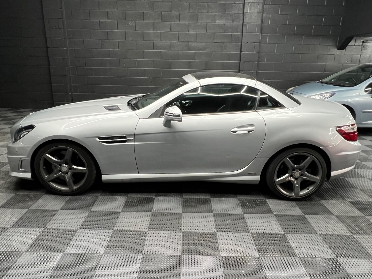 Used Mercedes-Benz SLK 2015 for sale - 78090628: Photo 7