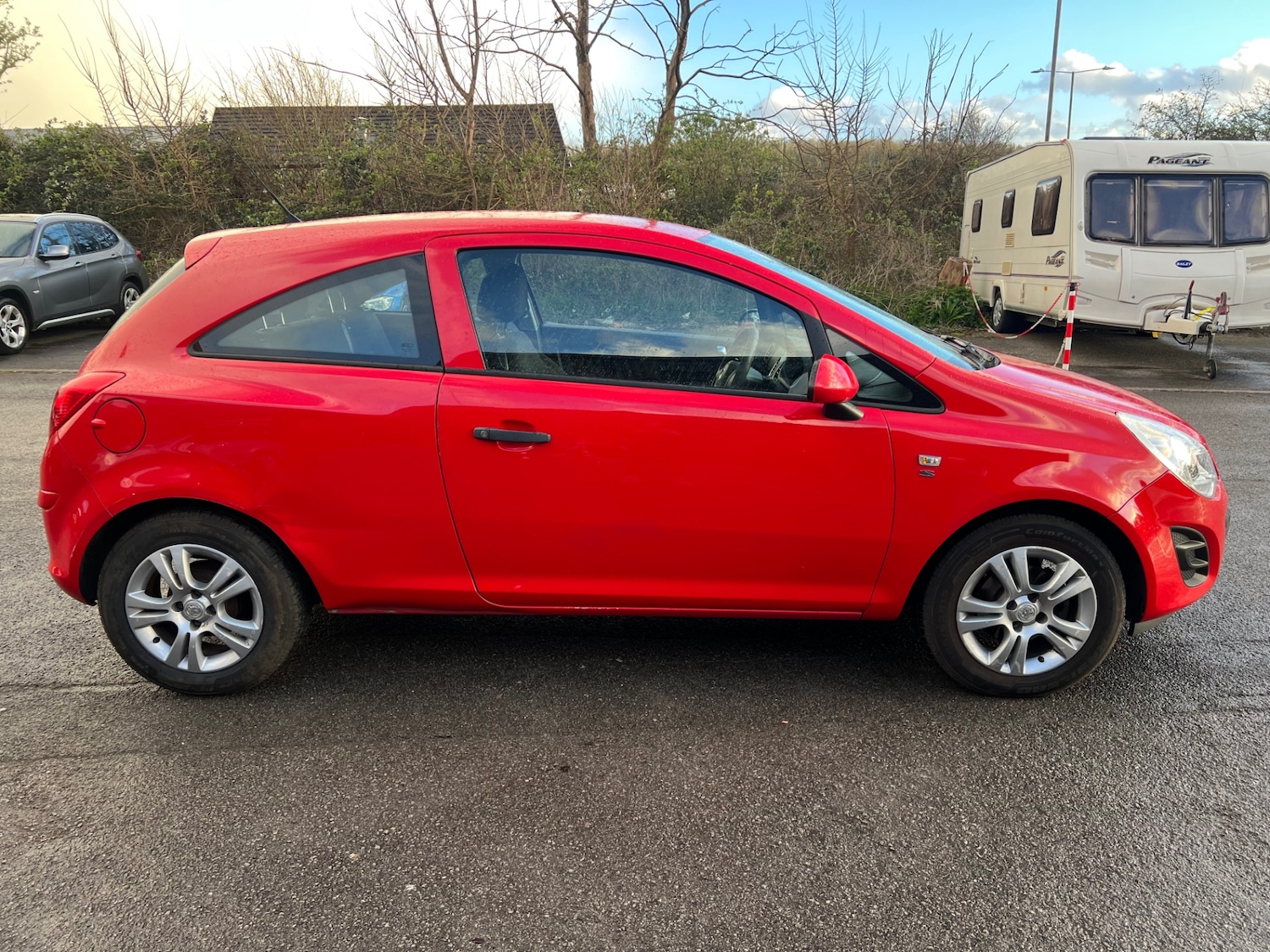 Used Vauxhall Corsa 2013 for sale - 78016369: Photo 2