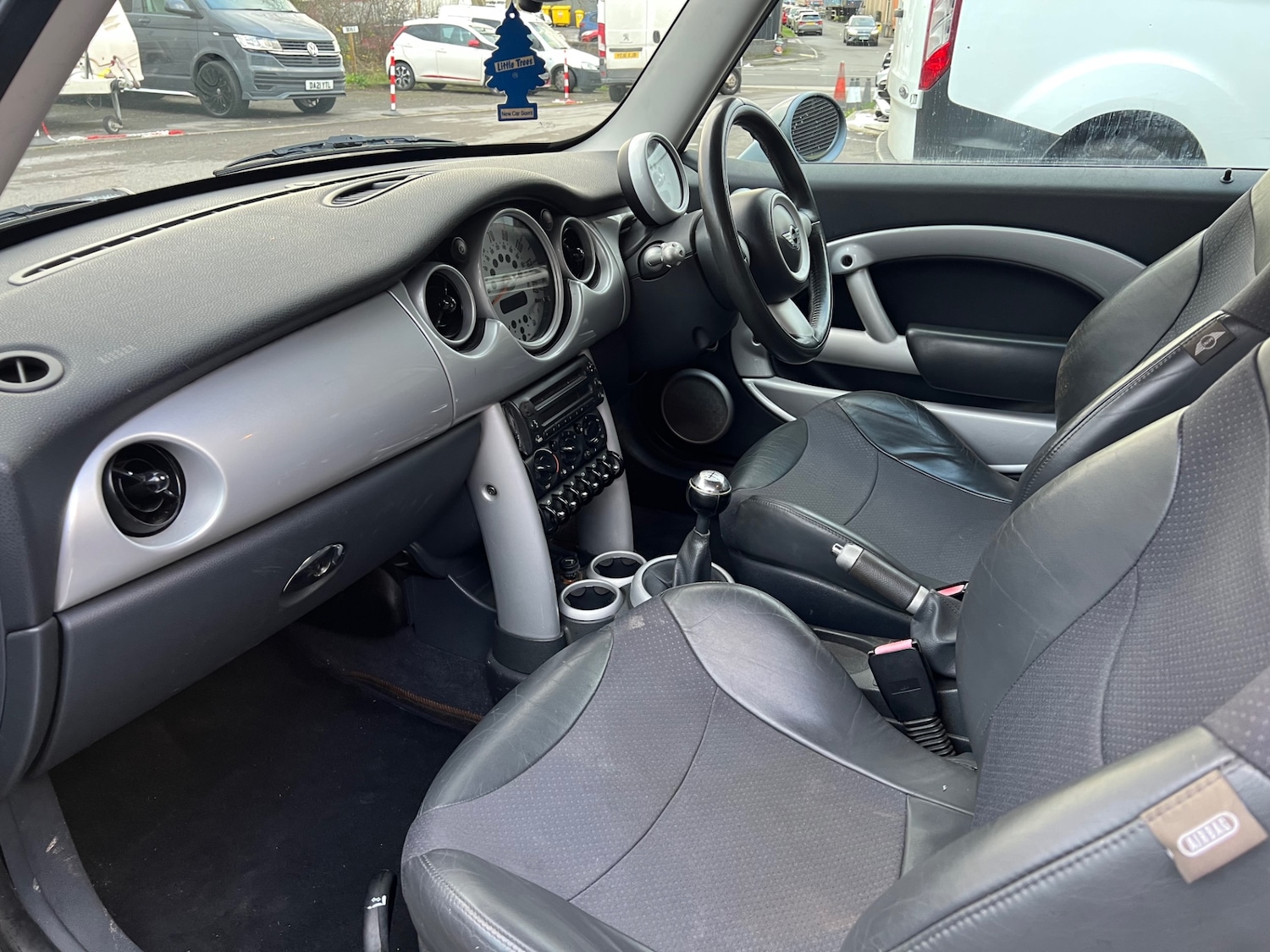 Used MINI Hatch 2004 for sale - 76906233: Photo 10