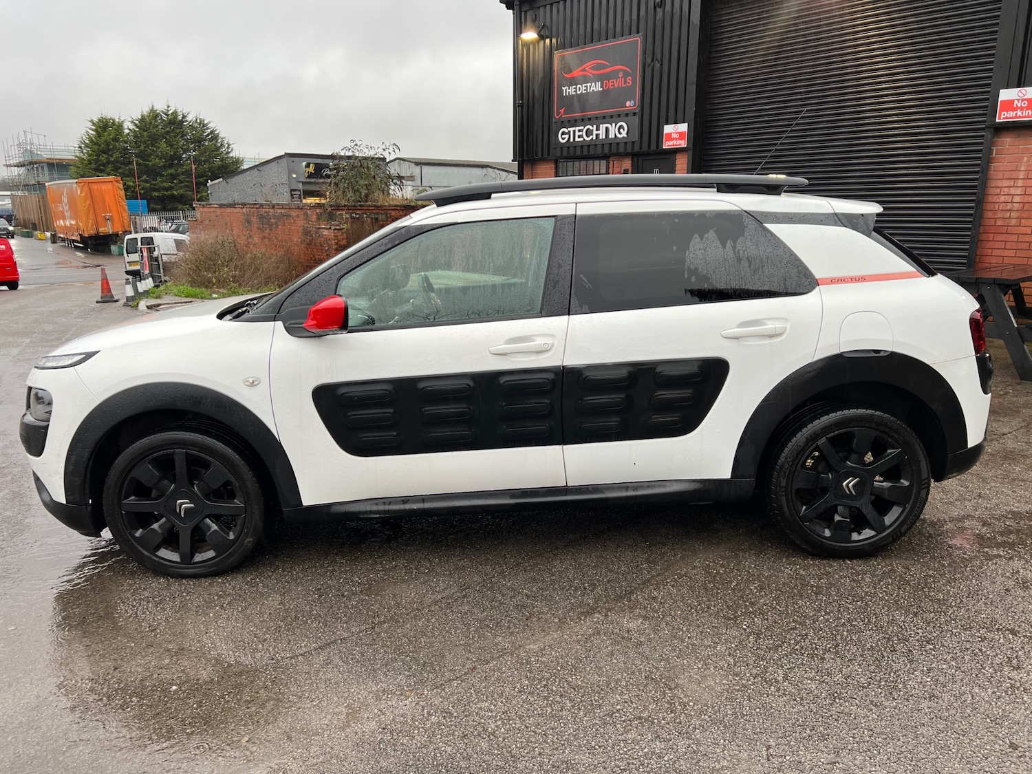 Used Citroen C4 Cactus 2016 for sale - 76945659: Photo 6