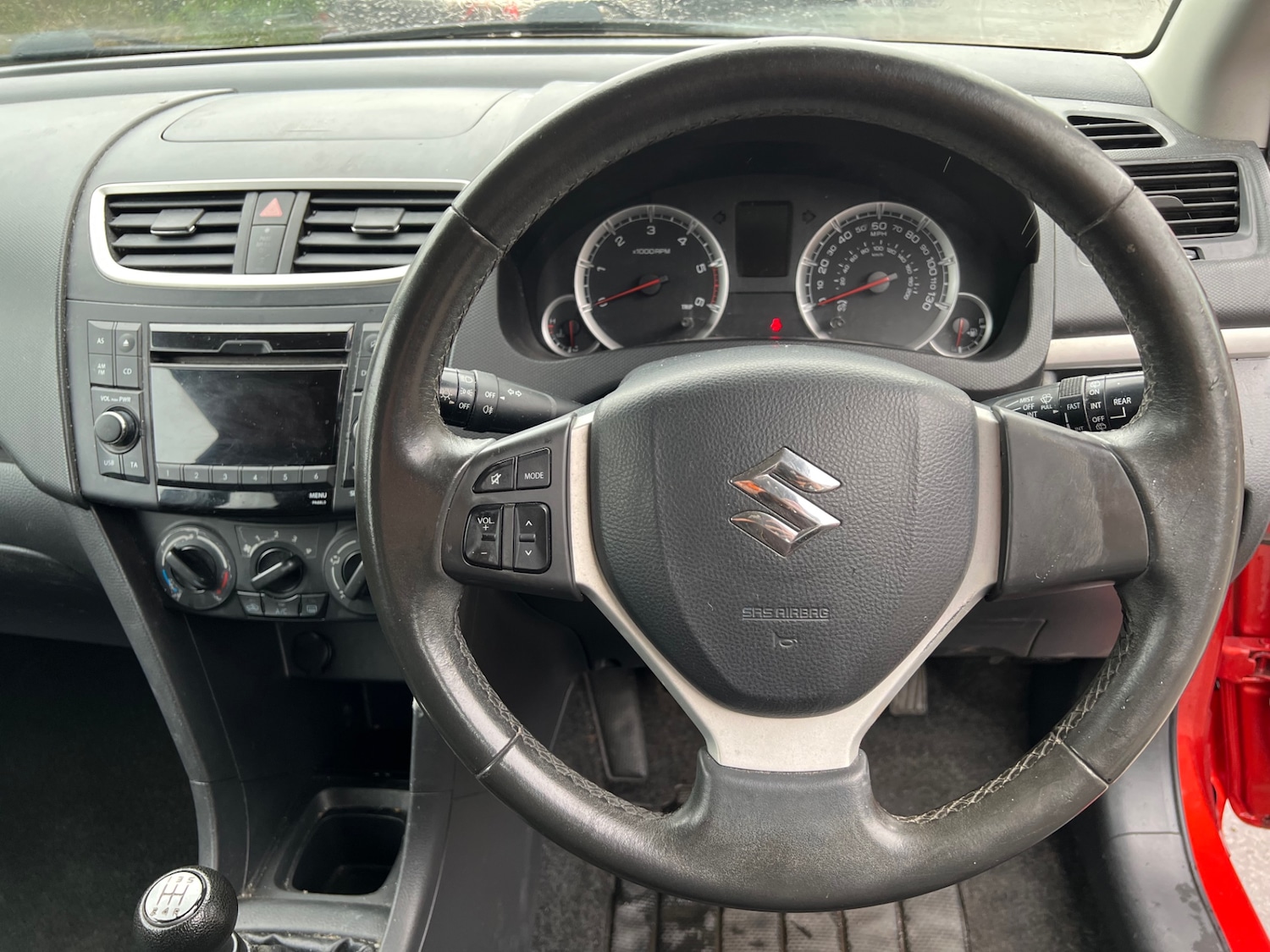 Used Suzuki Swift 2011 for sale - 76352717: Photo 12