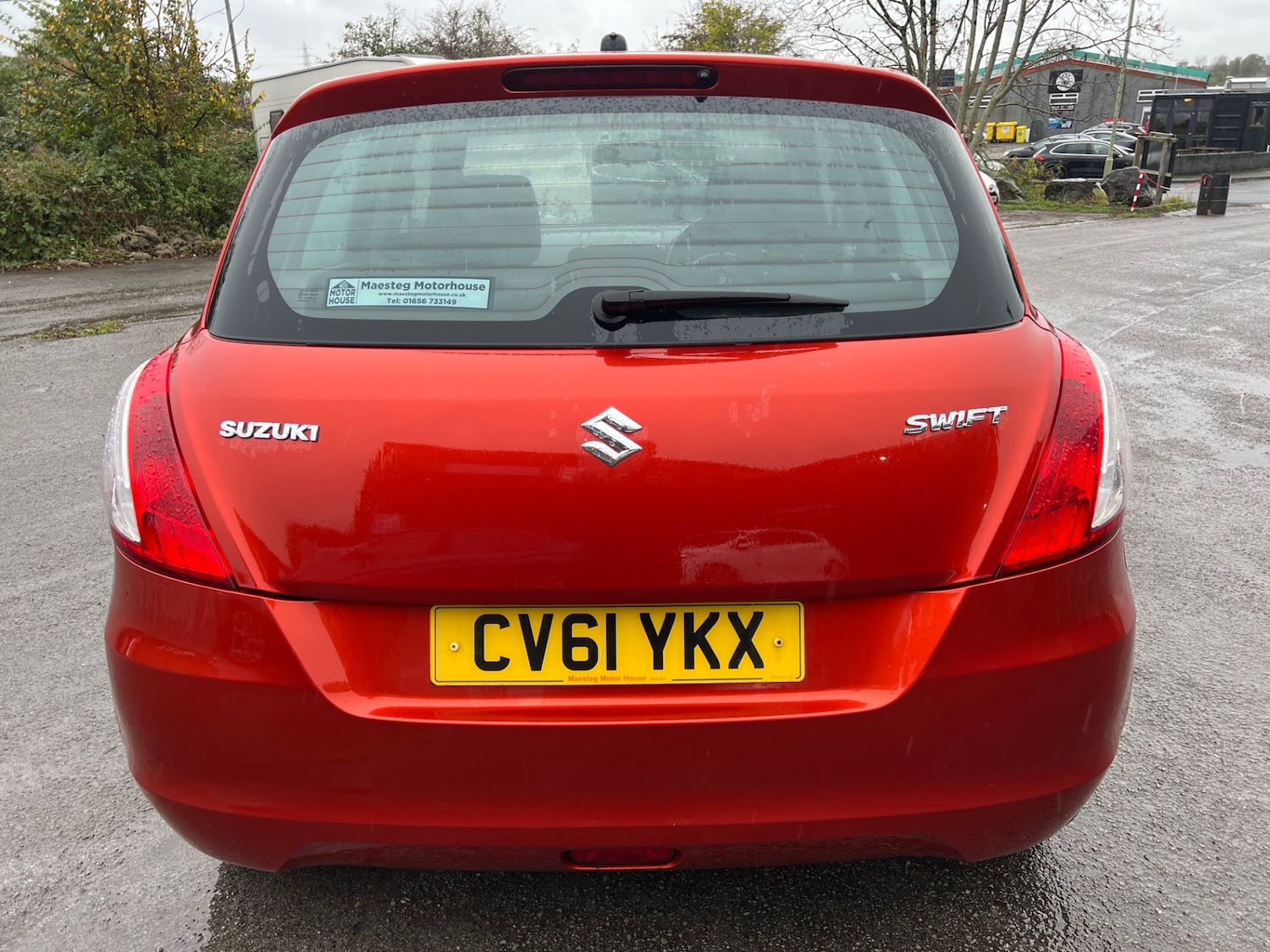 Used Suzuki Swift 2011 for sale - 76352717: Photo 4