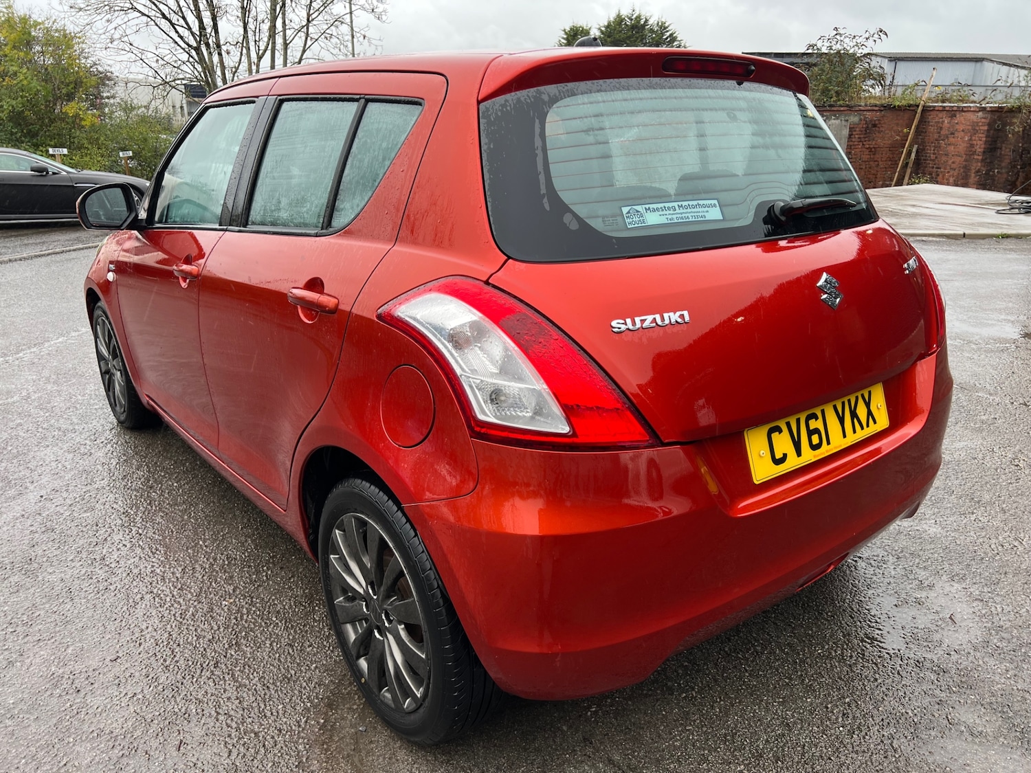 Used Suzuki Swift 2011 for sale - 76352717: Photo 5