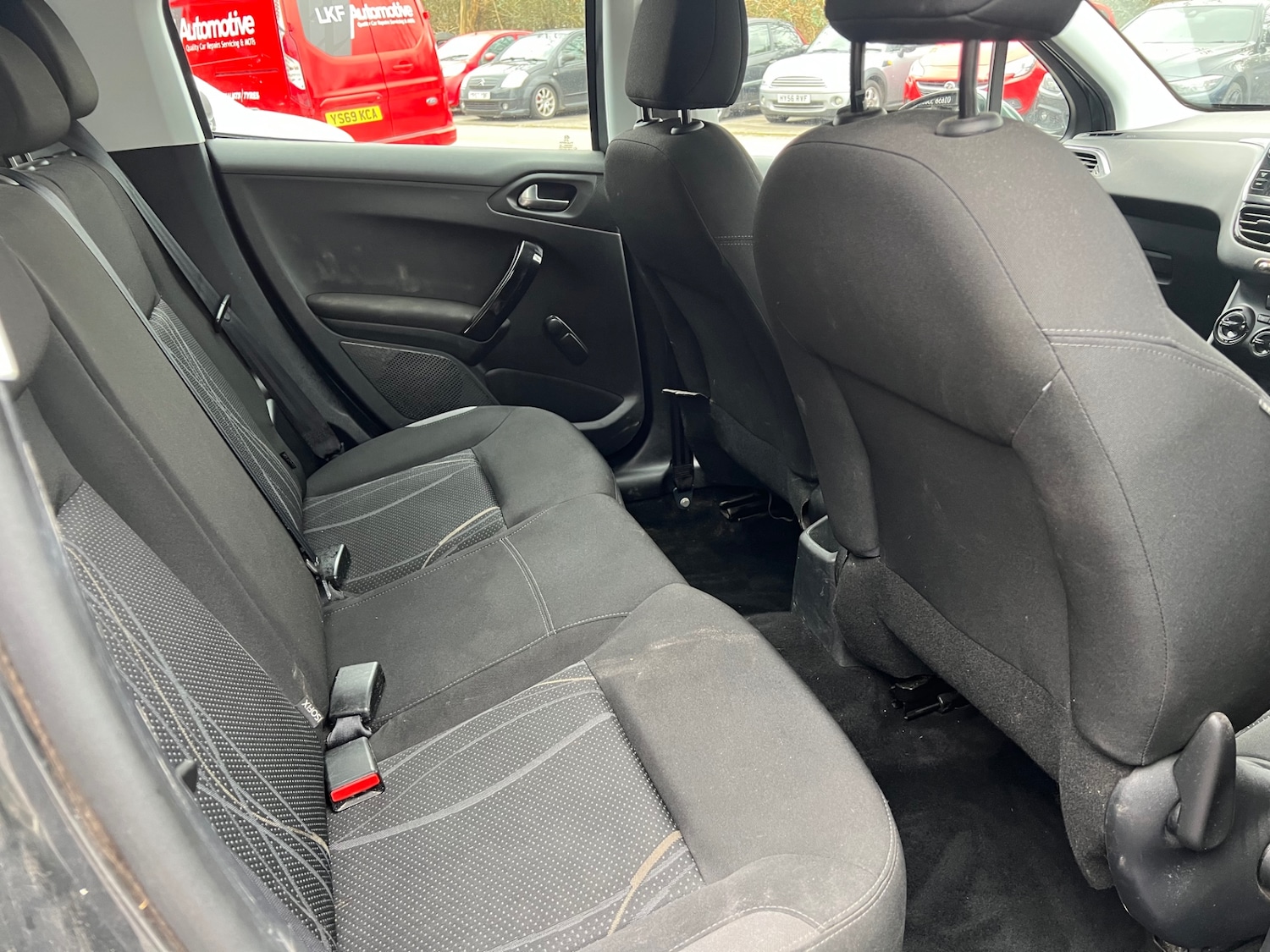 Used Peugeot 208 2013 for sale - 77676202: Photo 14