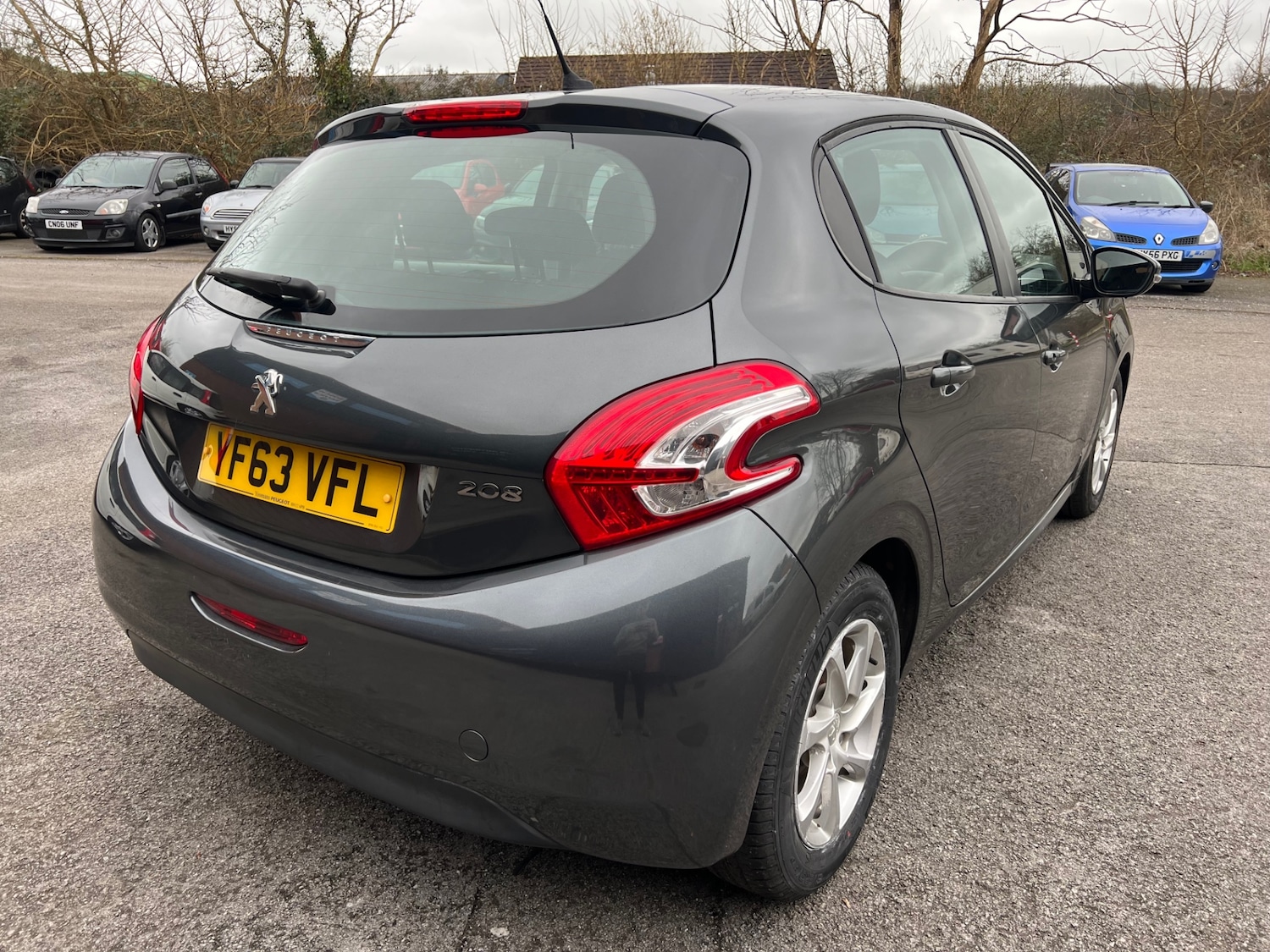 Used Peugeot 208 2013 for sale - 77676202: Photo 3