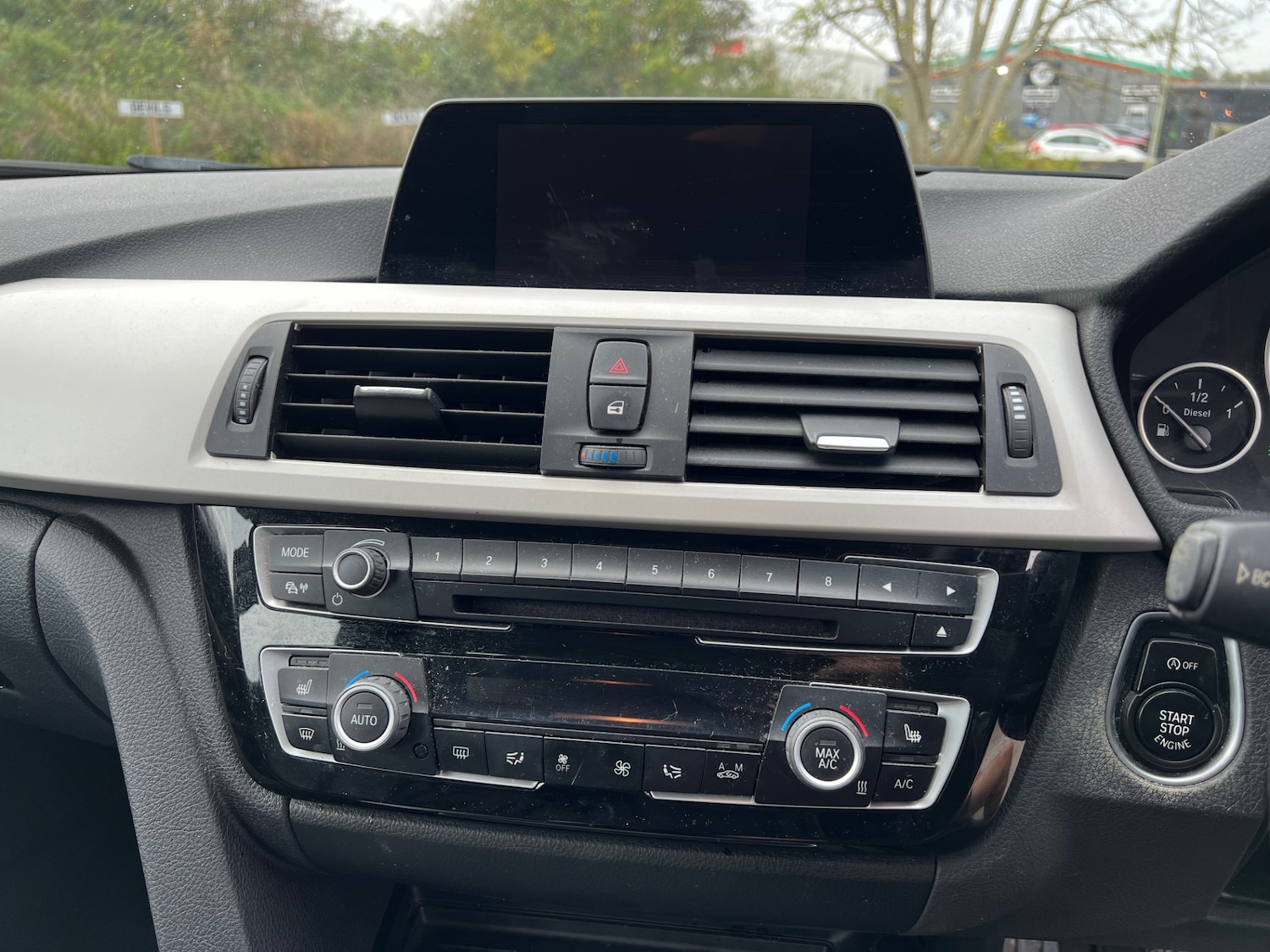 Used BMW 3 Series 2015 for sale - 77579237: Photo 12