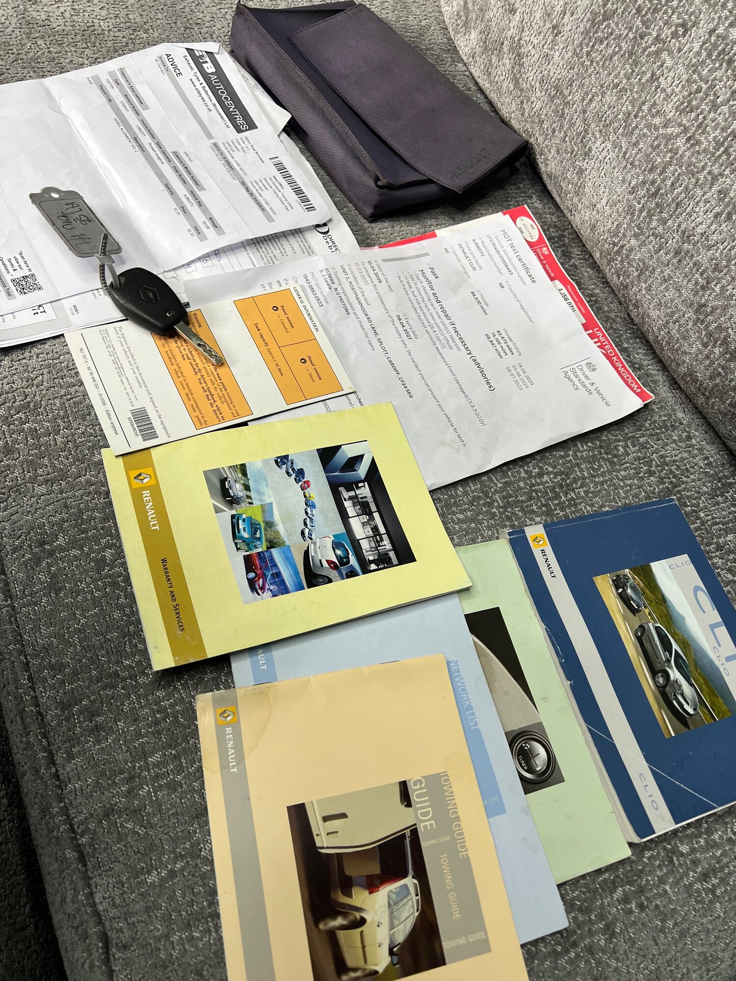 Used Renault Clio 2006 for sale - 78210028: Photo 10