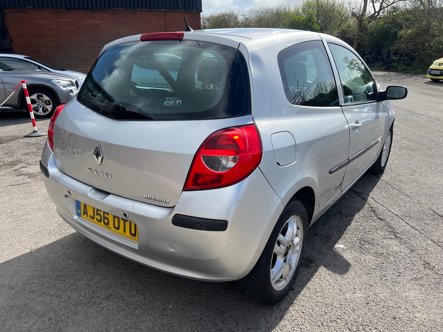 Used Renault Clio 2006 for sale - 78210028: Photo 3