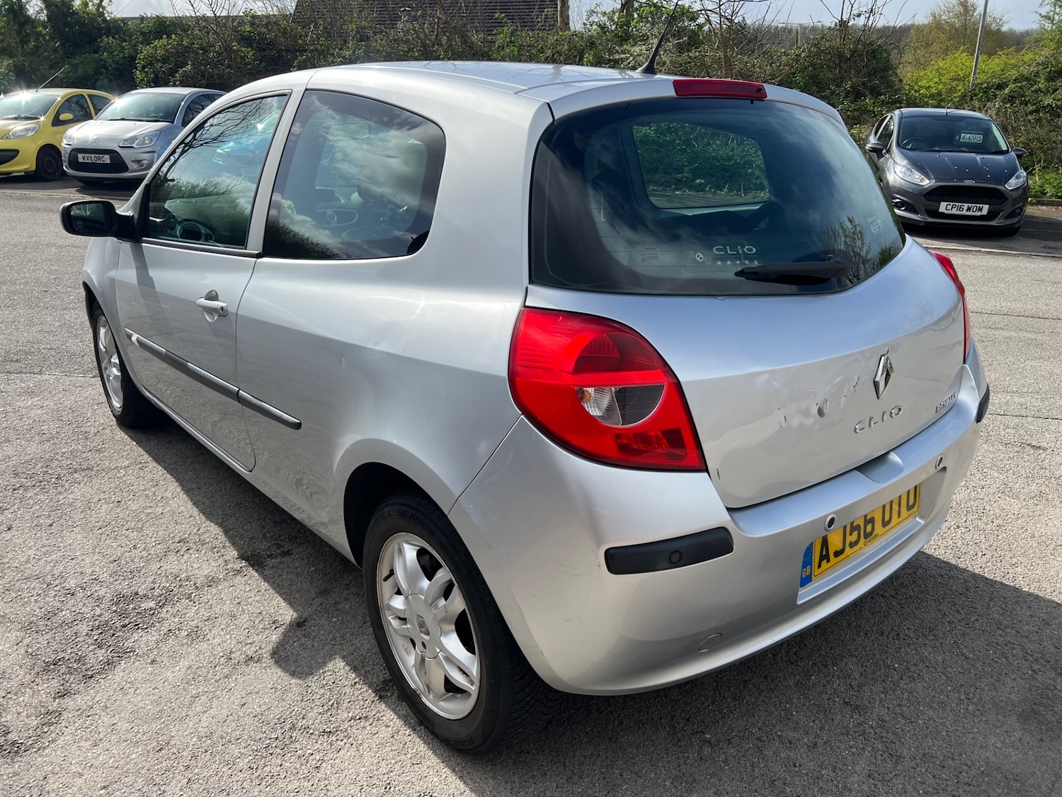 Used Renault Clio 2006 for sale - 78210028: Photo 5
