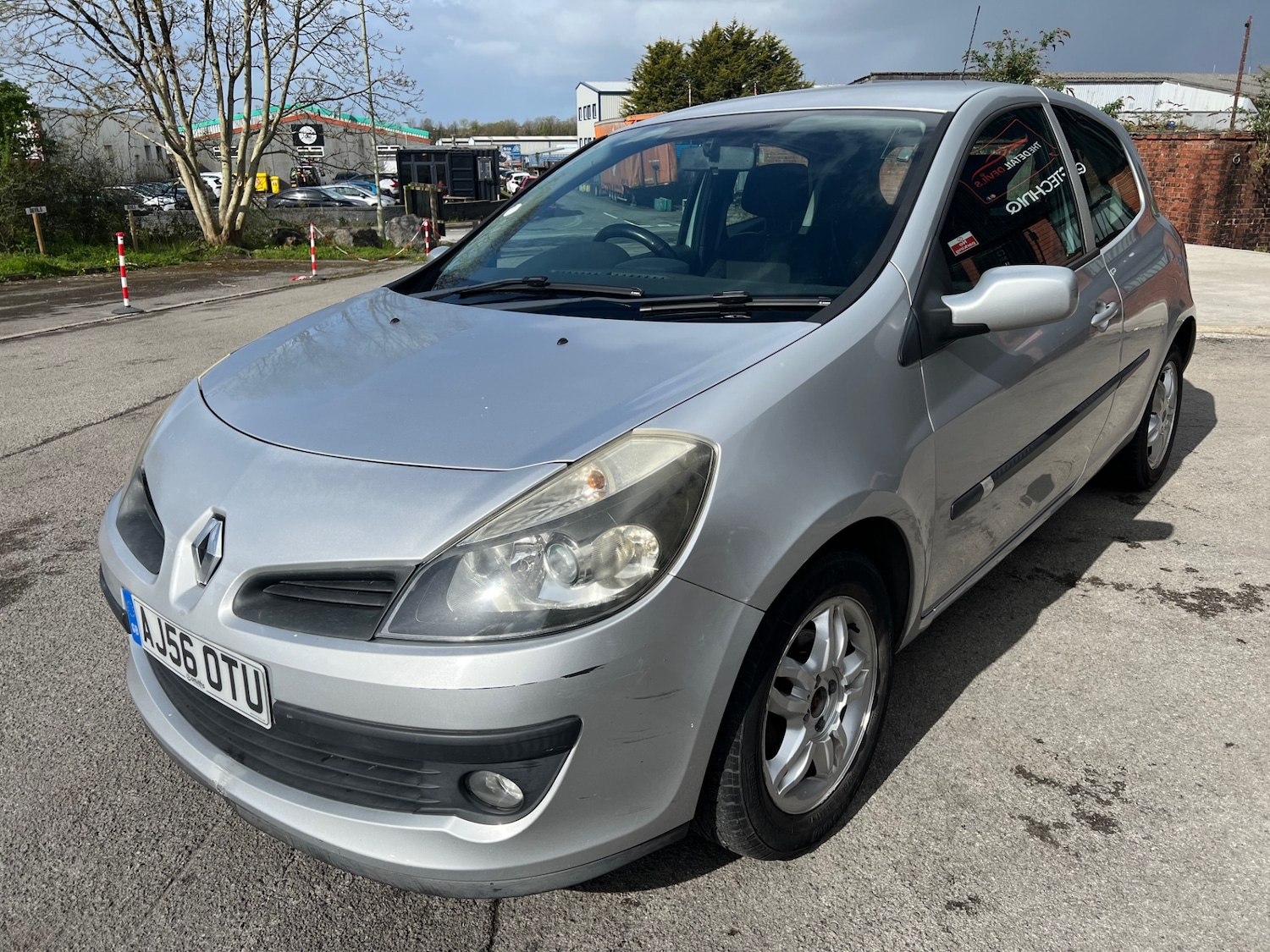 Used Renault Clio 2006 for sale - 78210028: Photo 7