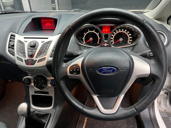 Used Ford Fiesta 2012 for sale - 76243948: Photo 10