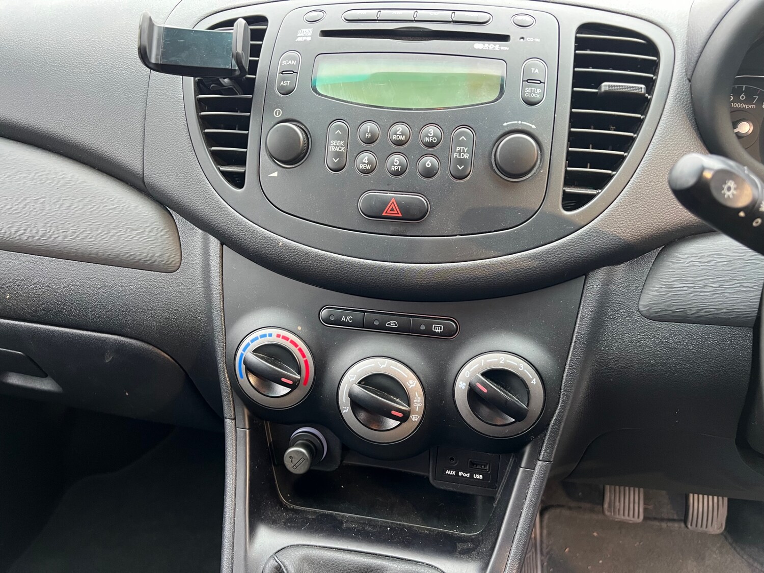 Used Hyundai i10 2014 for sale - 77364805: Photo 13