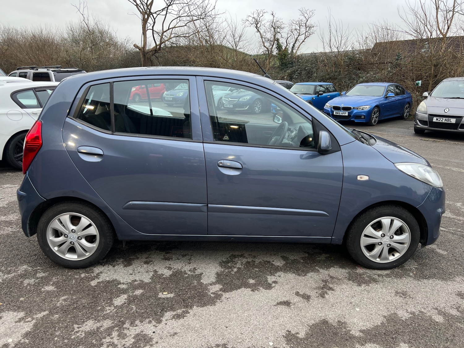 Used Hyundai i10 2014 for sale - 77364805: Photo 2