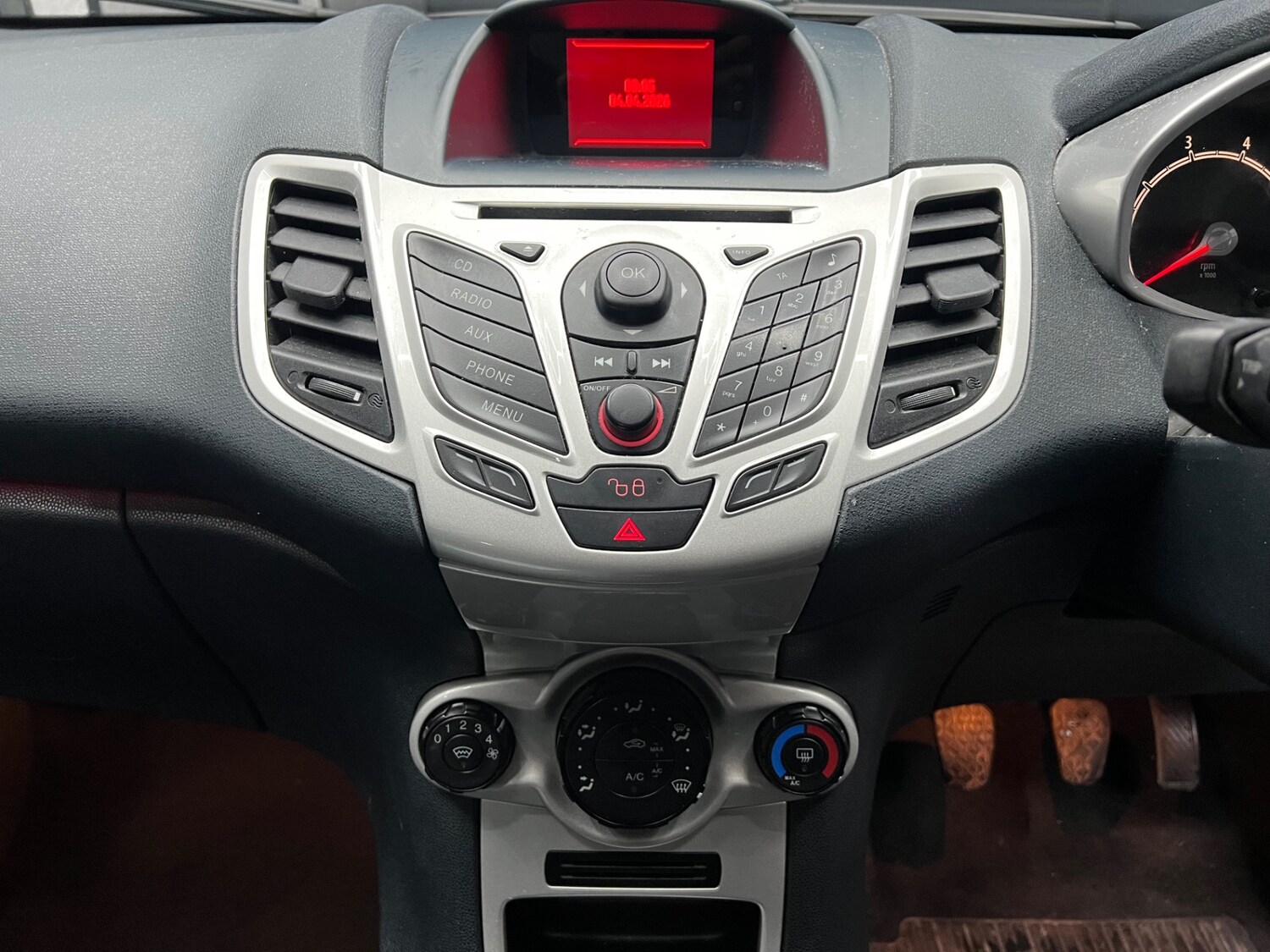 Used Ford Fiesta 2011 for sale - 78120900: Photo 12