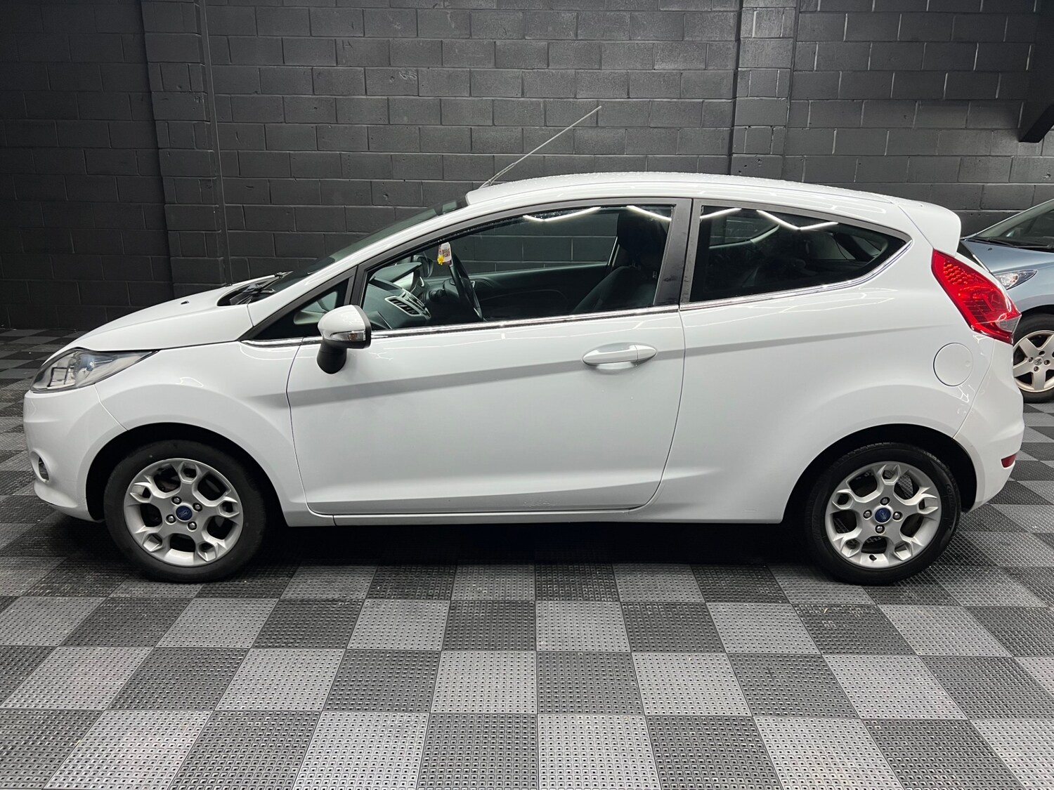 Used Ford Fiesta 2011 for sale - 78120900: Photo 6