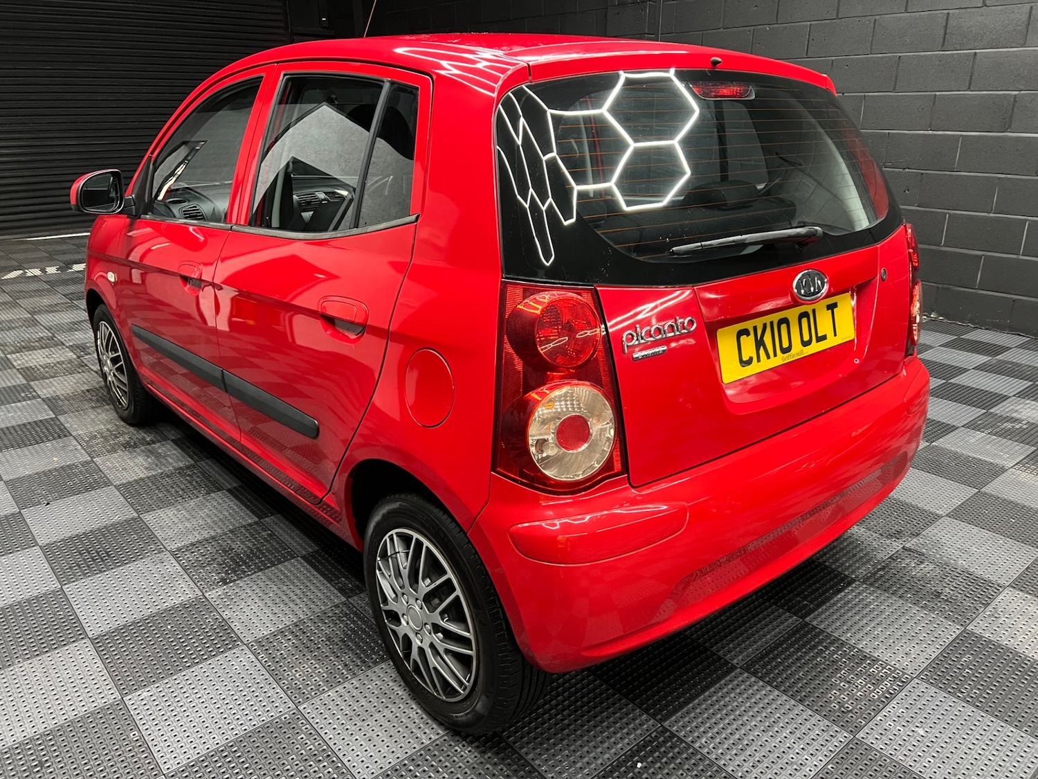 Used Kia Picanto 2010 for sale - 77687768: Photo 5