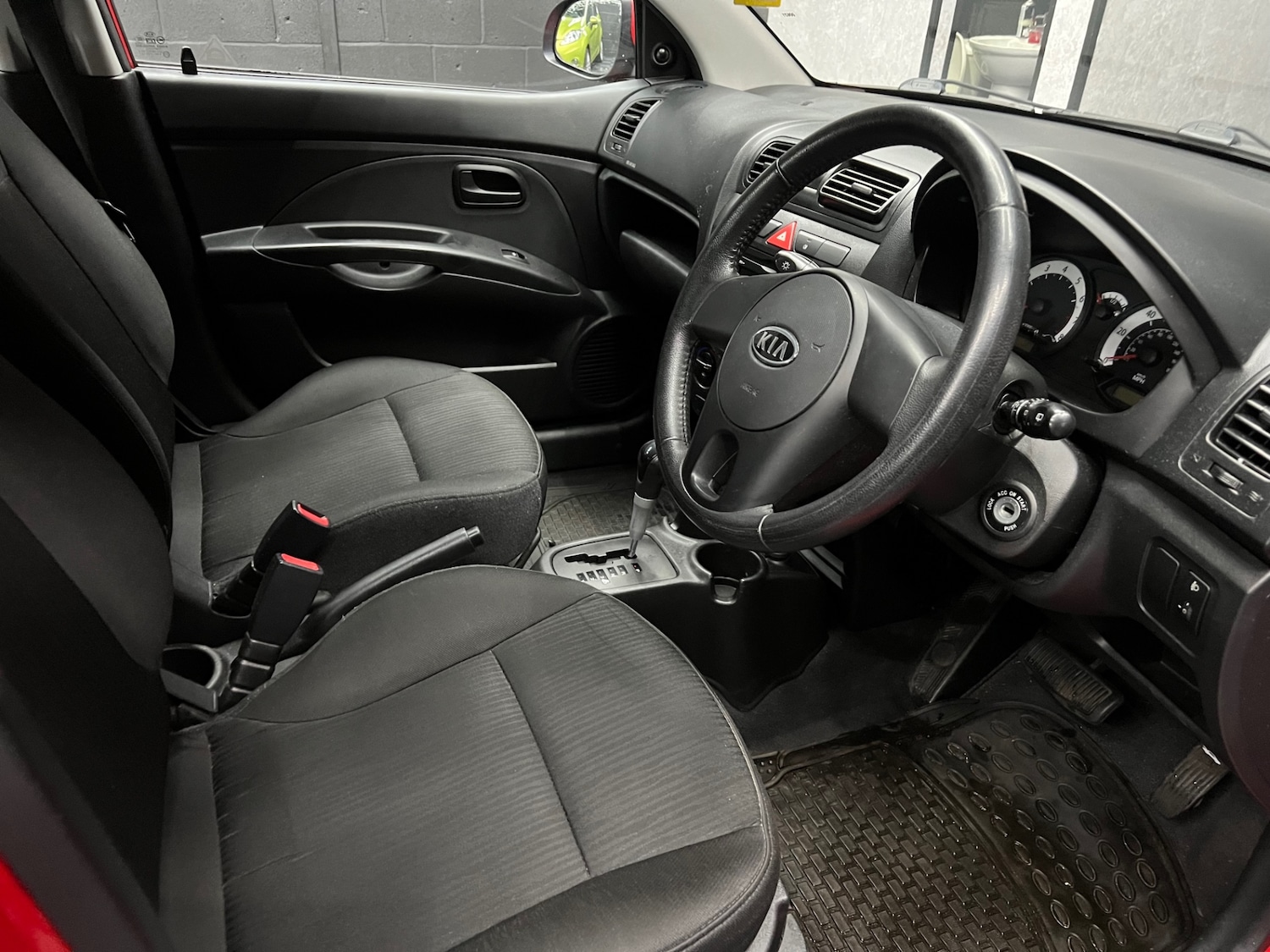 Used Kia Picanto 2010 for sale - 77687768: Photo 9