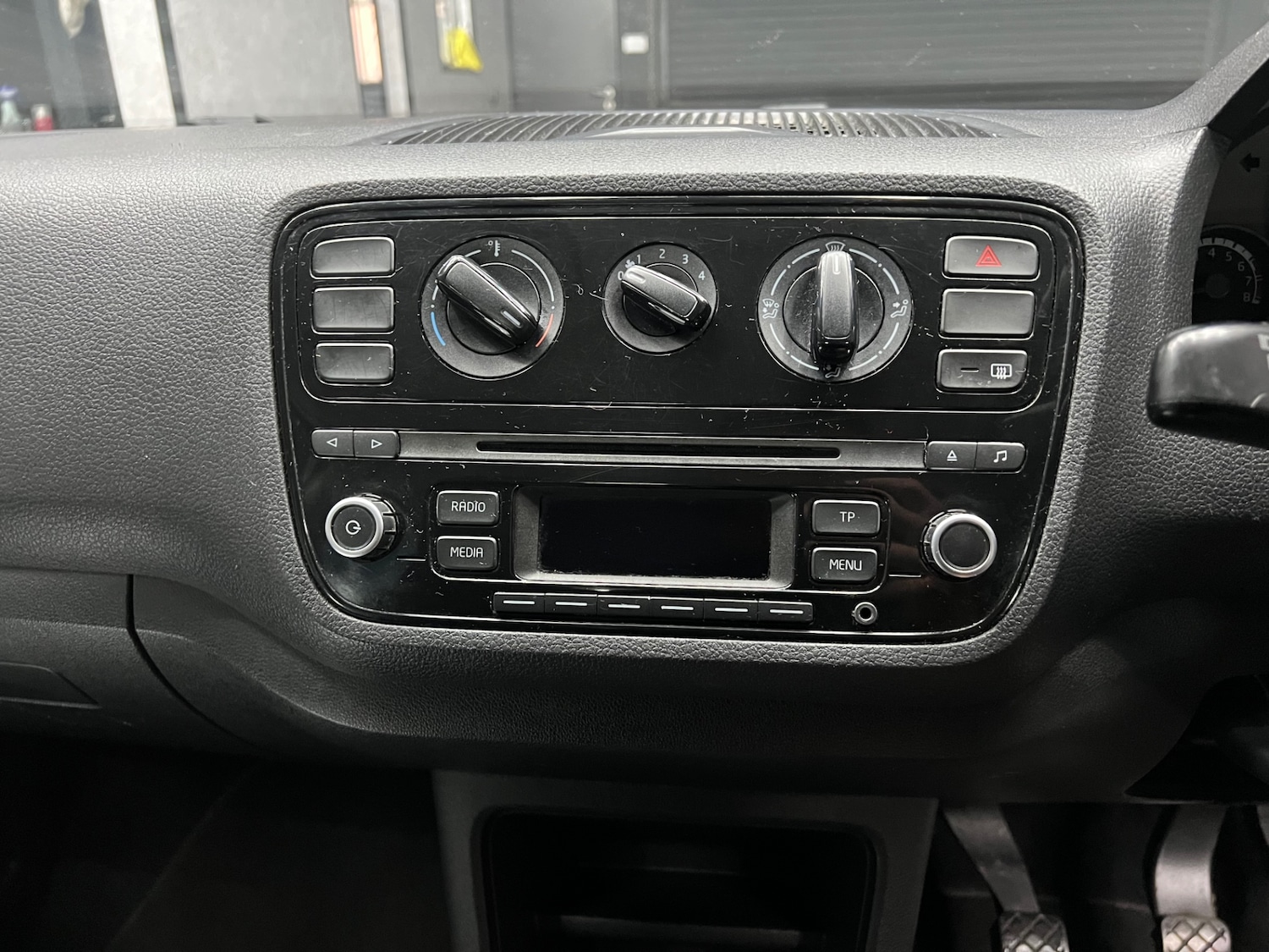 Used Volkswagen up! 2013 for sale - 76554181: Photo 13