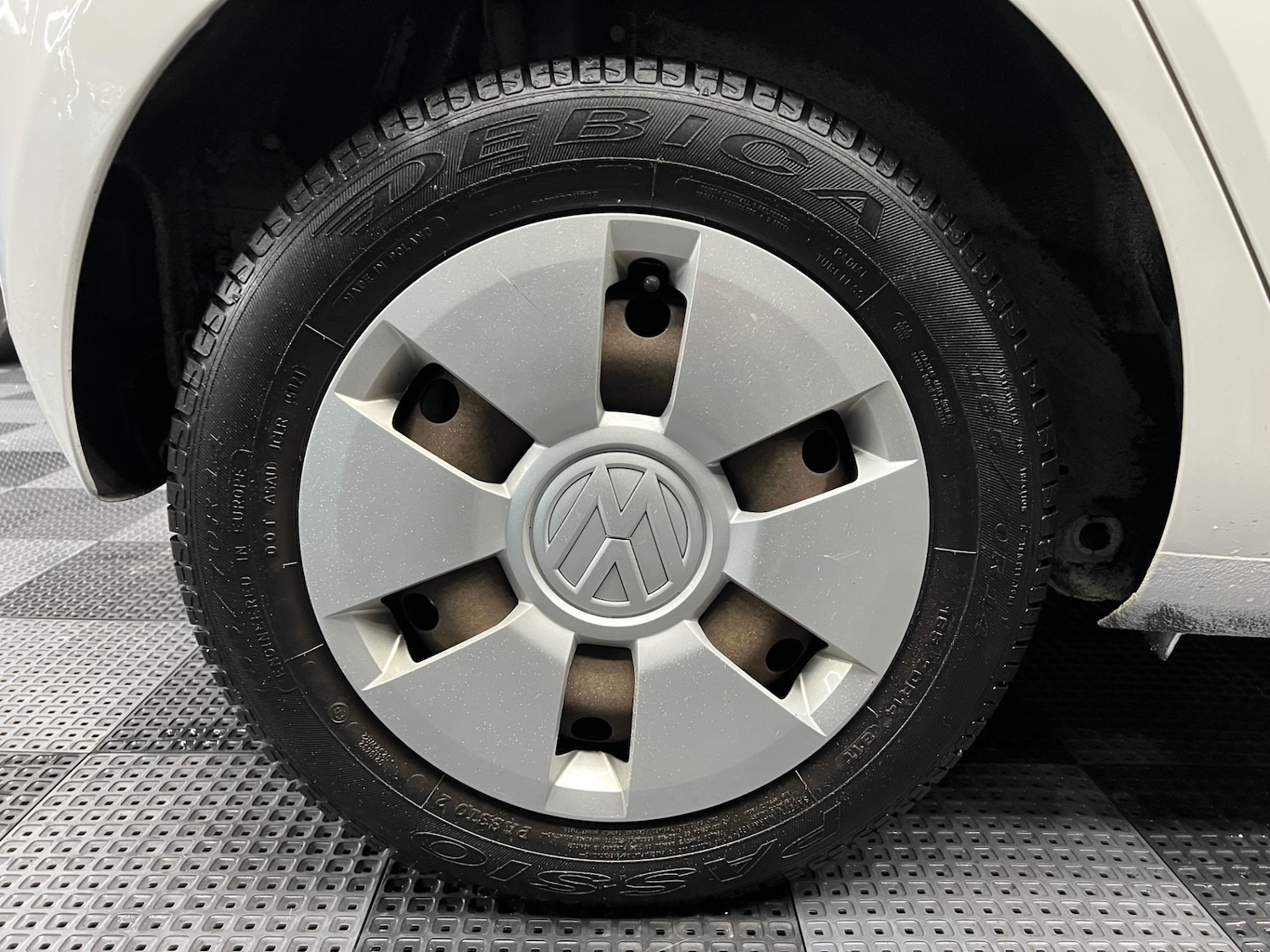 Used Volkswagen up! 2013 for sale - 76554181: Photo 16