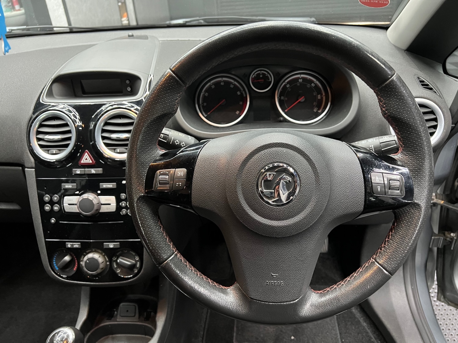 Used Vauxhall Corsa 2013 for sale - 76143273: Photo 12