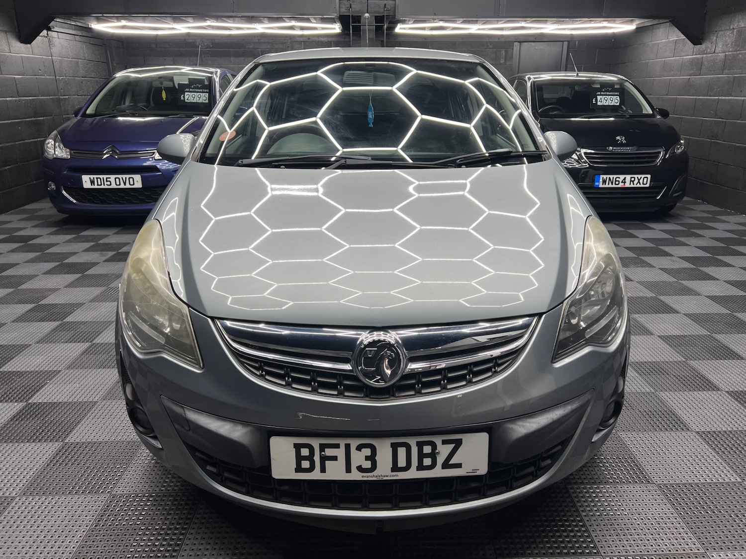Used Vauxhall Corsa 2013 for sale - 76143273: Photo 8