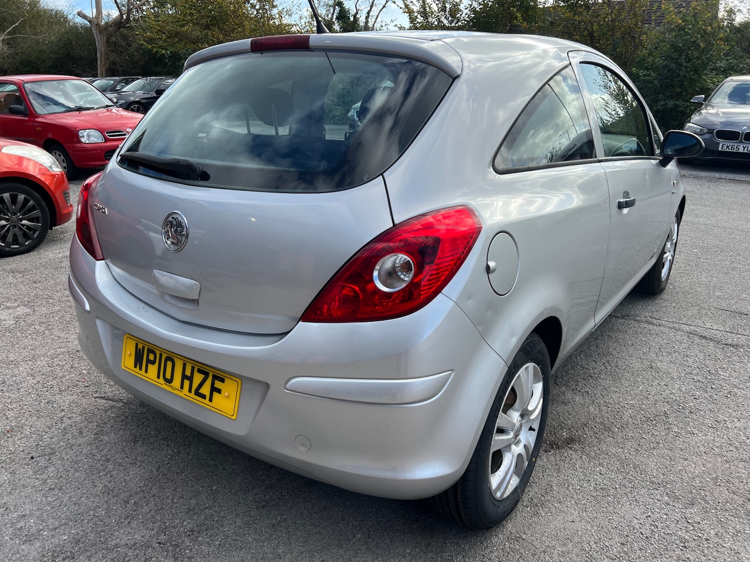 Used Vauxhall Corsa 2010 for sale - 76382724: Photo 3