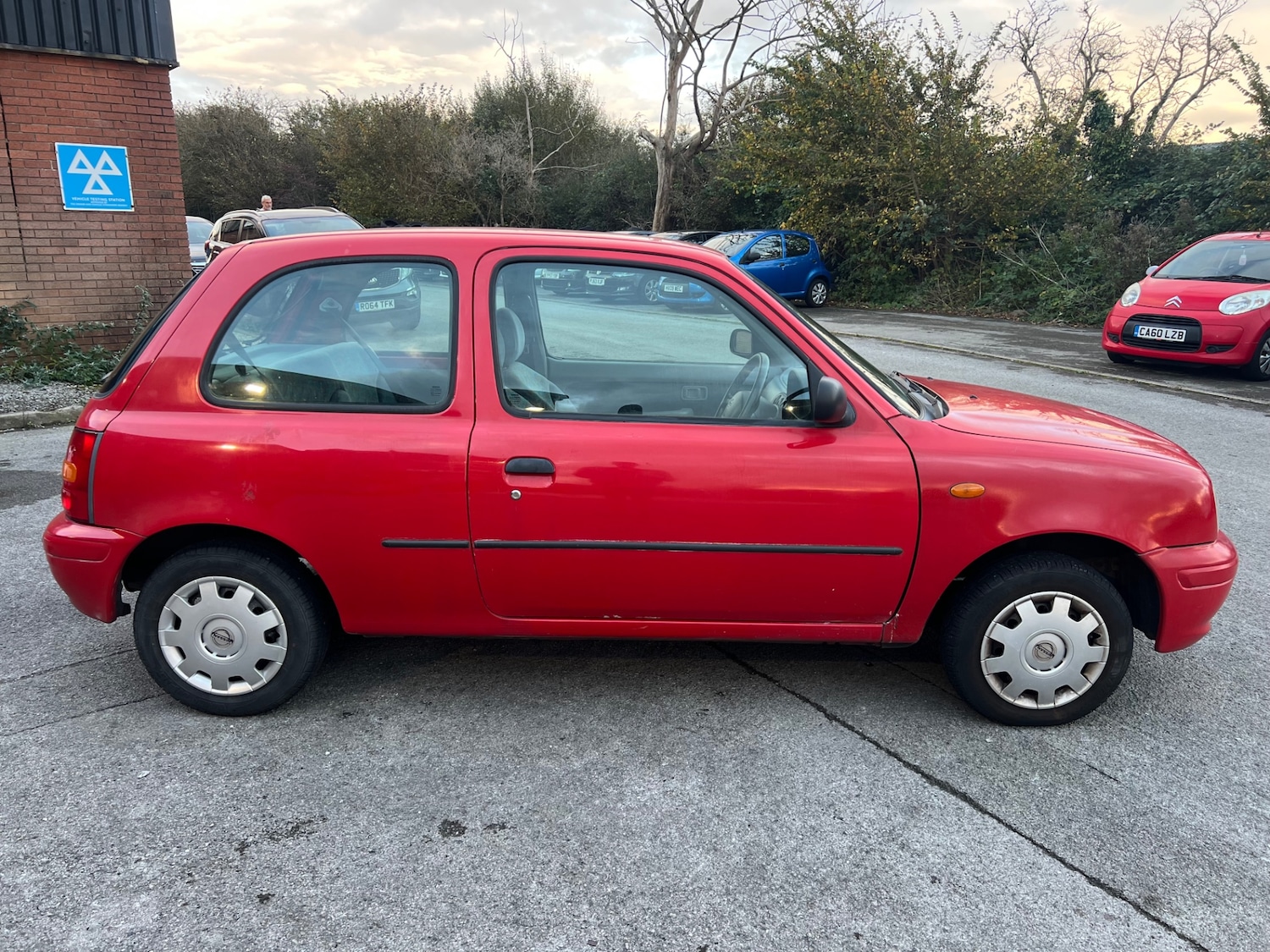 Used Nissan Micra 2000 for sale - 76333207: Photo 2