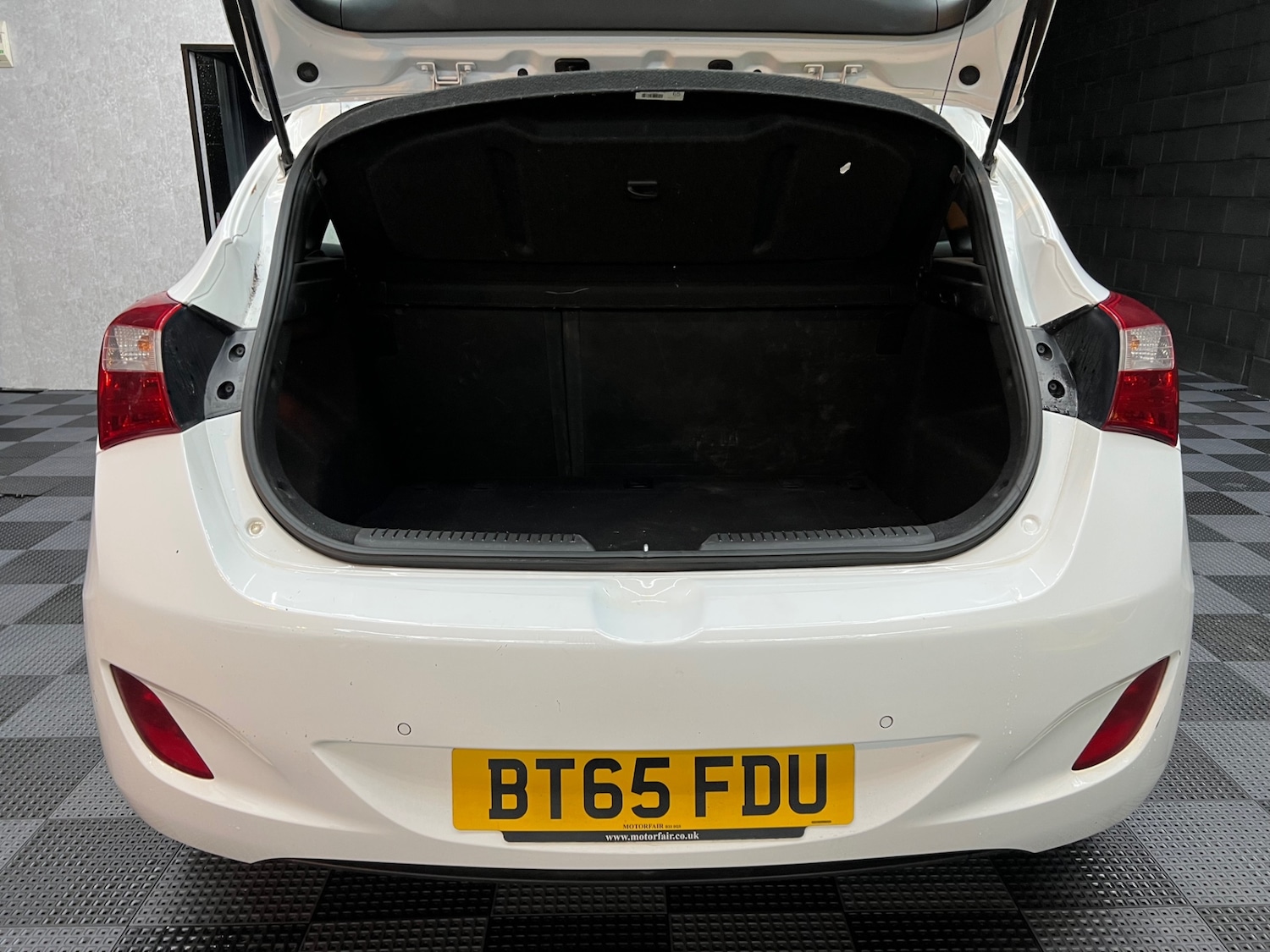 Used Hyundai i30 2015 for sale - 75472239: Photo 15