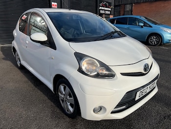 2012 (12) - 1.0 VVT-i Fire 5dr