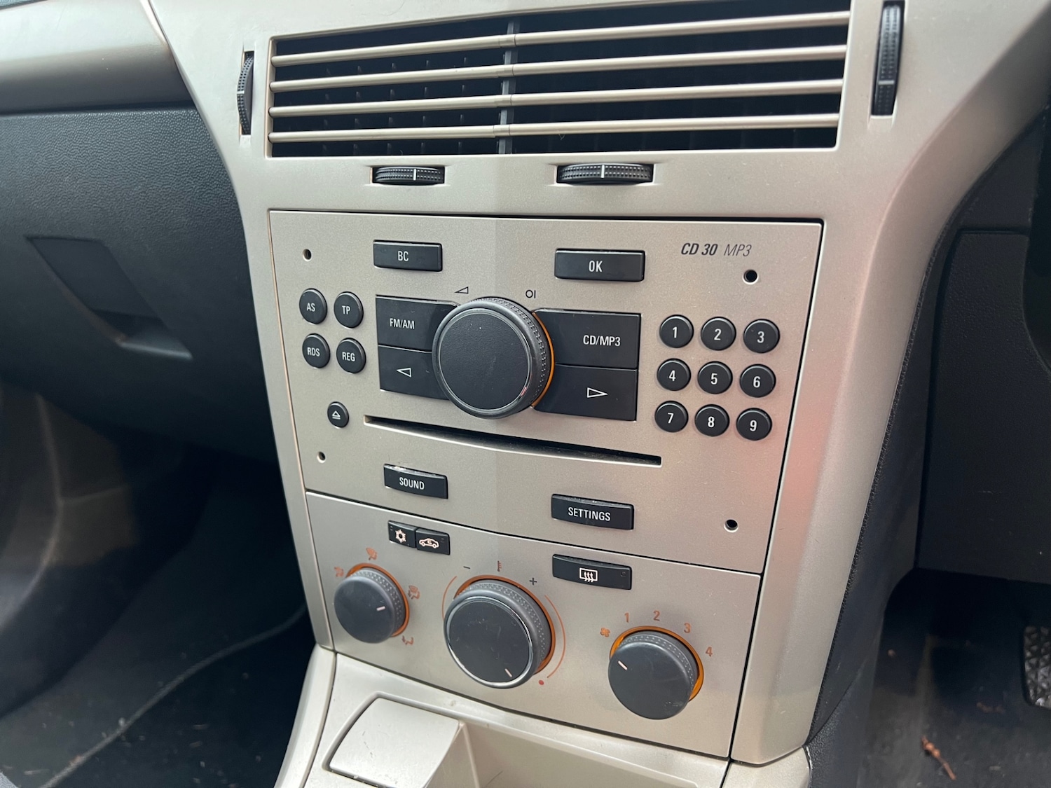 Used Vauxhall Astra 2008 for sale - 77168396: Photo 12