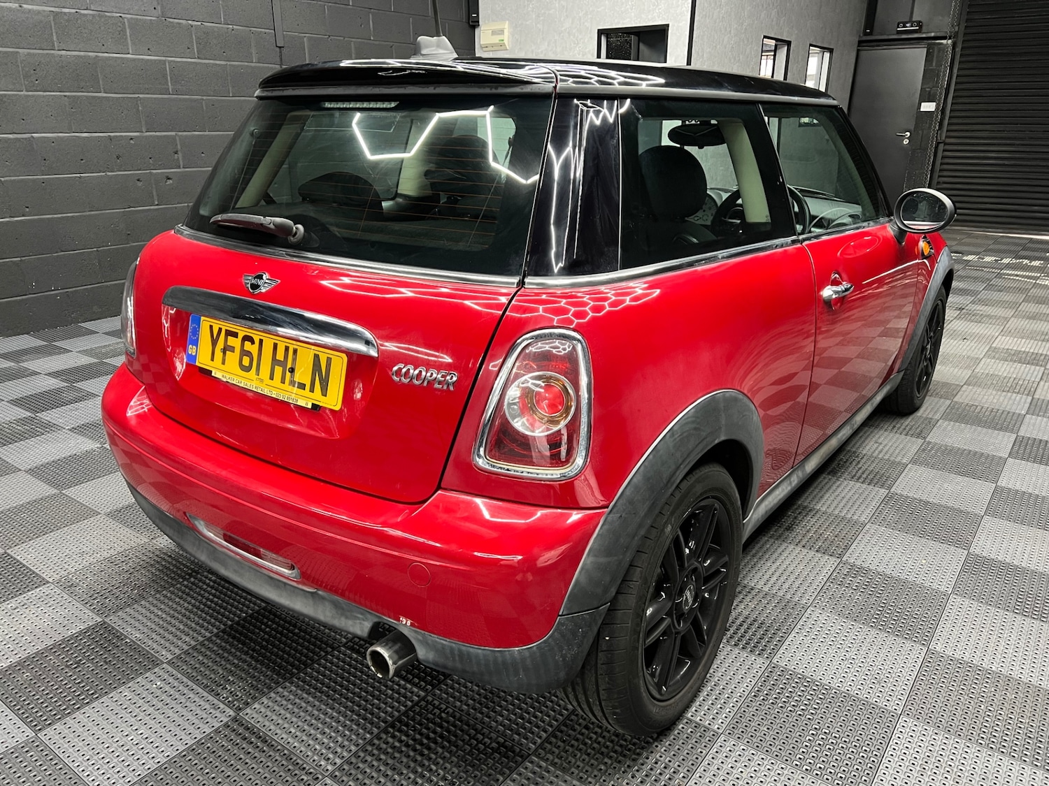 Used MINI Hatch 2011 for sale - 78139468: Photo 3